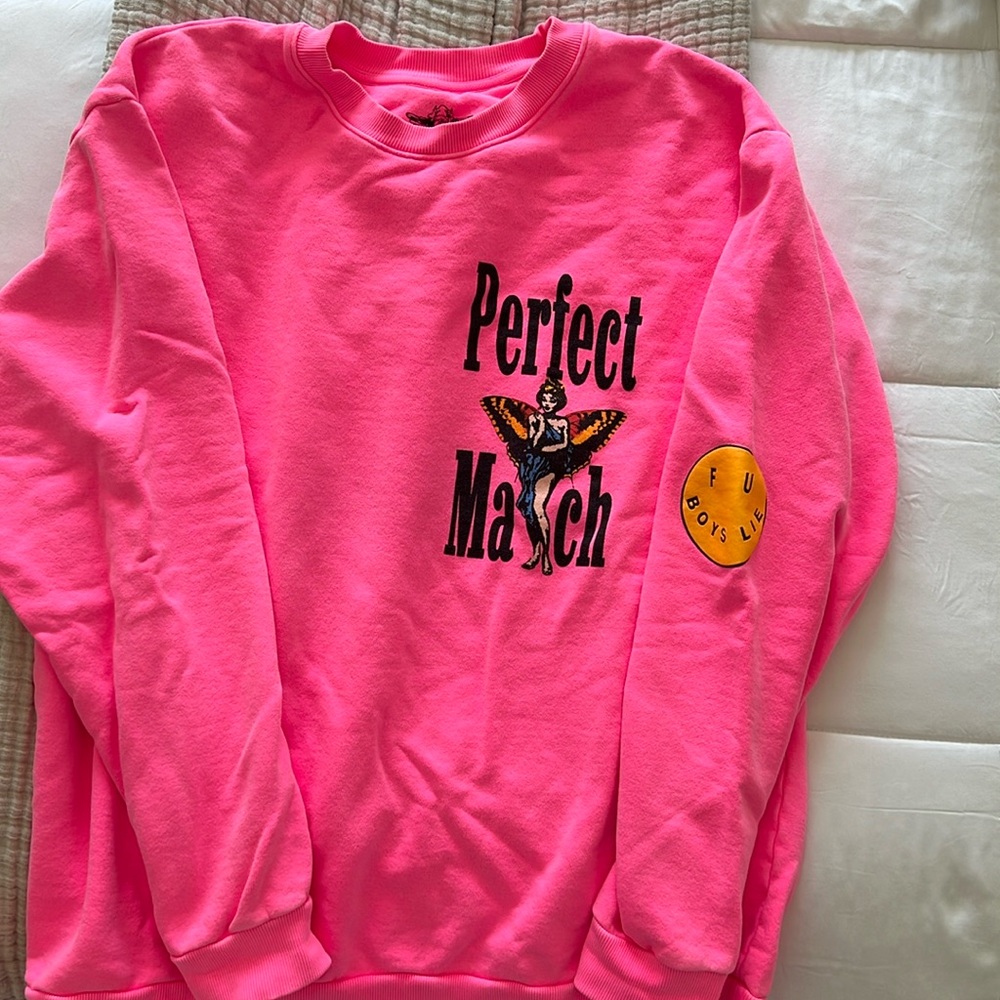 Boys lie hot pink oversized sweater 100% cotton